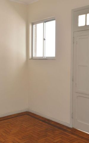 Apartamento à venda com 70m², 2 quartos e sem vagaSala