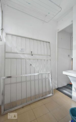Apartamento para alugar com 64m², 3 quartos e 1 vagaÁrea de Serviço