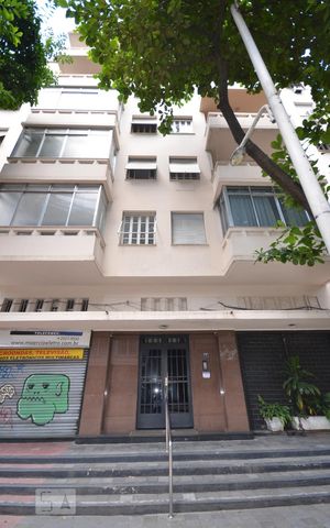 Apartamento à venda com 109m², 3 quartos e 1 vagaFachada