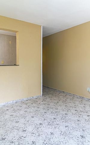 Apartamento à venda com 52m², 2 quartos e 1 vaga Apartamento à venda com 52m², 2 quartos e 1 vagaSala