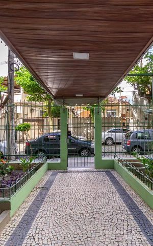 Apartamento à venda com 65m², 2 quartos e 1 vaga Apartamento à venda com 65m², 2 quartos e 1 vagaEntrada