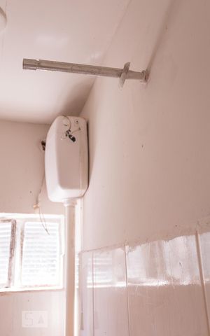 Studio para alugar com 14m², 1 quarto e sem vaga Studio para alugar com 14m², 1 quarto e sem vagaBanheiro