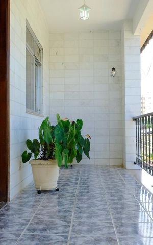 Casa à venda com 280m², 4 quartos e 2 vagasVaranda