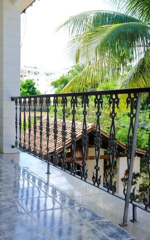 Casa à venda com 280m², 4 quartos e 2 vagasVaranda
