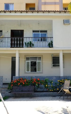 Casa à venda com 280m², 4 quartos e 2 vagasÁrea externa - fachada