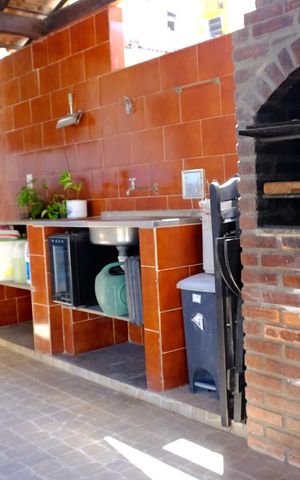 Casa à venda com 280m², 4 quartos e 2 vagasÁrea externa - churrasqueira