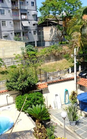 Casa à venda com 280m², 4 quartos e 2 vagasVista da varanda