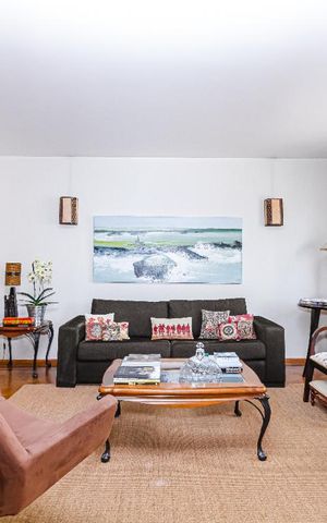Apartamento à venda com 154m², 3 quartos e 2 vagas Apartamento à venda com 154m², 3 quartos e 2 vagassala