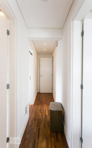Apartamento para alugar com 120m², 3 quartos e 2 vagasCorredor