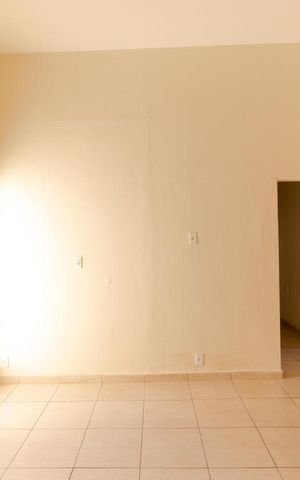 Casa à venda com 83m², 3 quartos e sem vaga Casa à venda com 83m², 3 quartos e sem vagaSala