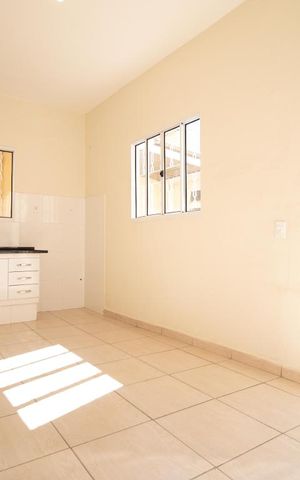 Casa à venda com 83m², 3 quartos e sem vaga Casa à venda com 83m², 3 quartos e sem vagaCozinha 01
