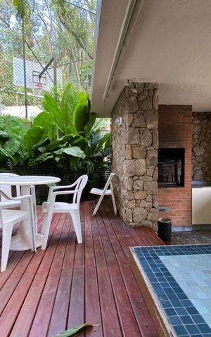 Apartamento à venda com 403m², 3 quartos e 3 vagas Apartamento à venda com 403m², 3 quartos e 3 vagasÁrea comum - Churrasqueira