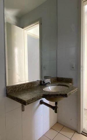 Apartamento à venda com 403m², 3 quartos e 3 vagas Apartamento à venda com 403m², 3 quartos e 3 vagasBanheiro da Suíte 1