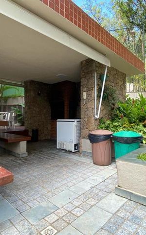 Apartamento à venda com 403m², 3 quartos e 3 vagas Apartamento à venda com 403m², 3 quartos e 3 vagasÁrea comum - Churrasqueira