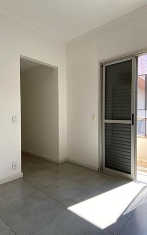 Apartamento à venda com 403m², 3 quartos e 3 vagas Apartamento à venda com 403m², 3 quartos e 3 vagasSuíte 2