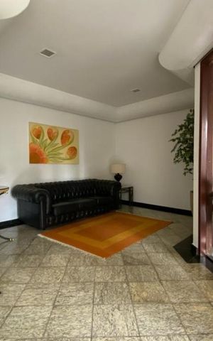 Apartamento à venda com 403m², 3 quartos e 3 vagas Apartamento à venda com 403m², 3 quartos e 3 vagasHall Social