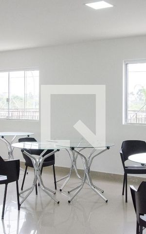 Apartamento à venda com 51m², 2 quartos e 1 vaga Apartamento à venda com 51m², 2 quartos e 1 vagaSalão de festas