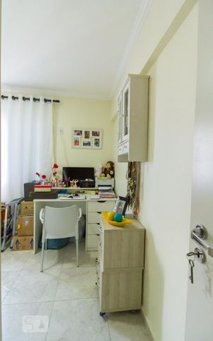 Apartamento à venda com 82m², 3 quartos e 1 vagaQuarto 2