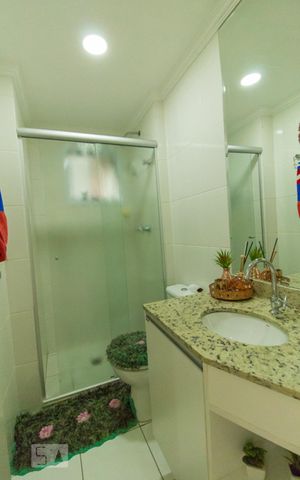 Apartamento à venda com 82m², 3 quartos e 1 vagaBanheiro