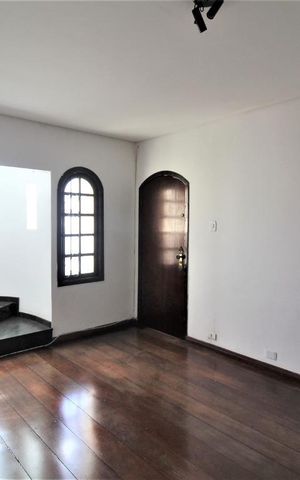 Casa para alugar com 275m², 5 quartos e 4 vagasSala
