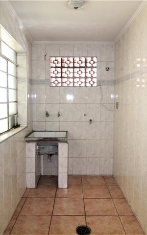 Casa para alugar com 275m², 5 quartos e 4 vagasÁrea serviço