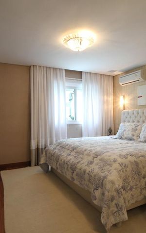 Casa à venda com 380m², 2 quartos e 4 vagasSuíte 2