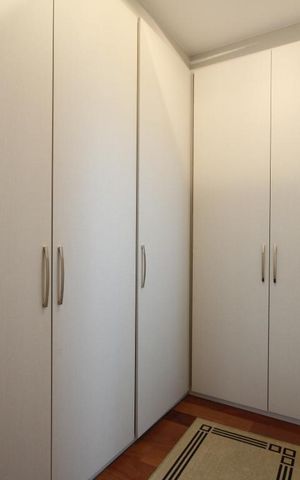 Casa à venda com 380m², 2 quartos e 4 vagasSuíte 1