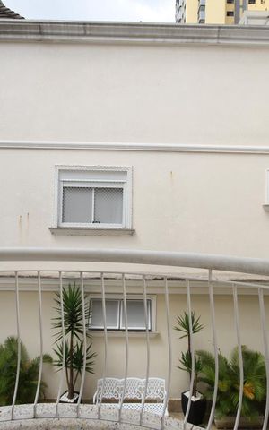 Casa à venda com 380m², 2 quartos e 4 vagasSuíte 1