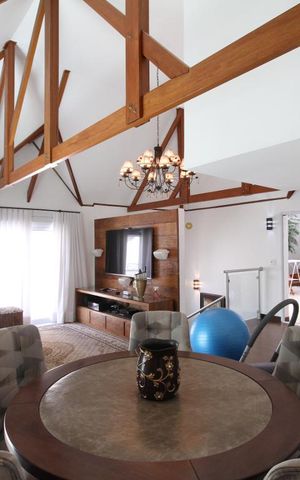 Casa à venda com 380m², 2 quartos e 4 vagasSalão de festas