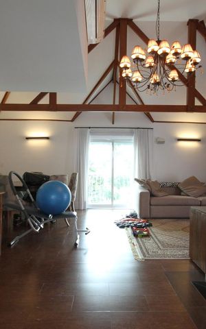 Casa à venda com 380m², 2 quartos e 4 vagasSalão de festas