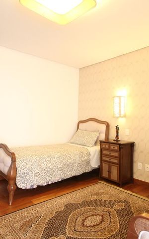 Casa à venda com 380m², 2 quartos e 4 vagasSuíte 1