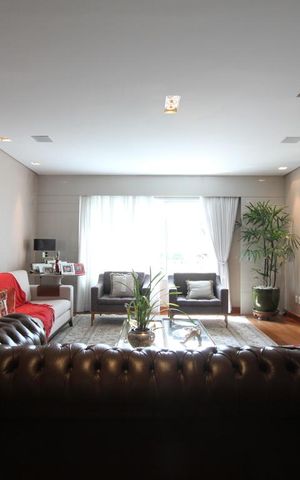 Casa à venda com 380m², 2 quartos e 4 vagasSala