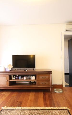 Casa à venda com 380m², 2 quartos e 4 vagasSuíte 1