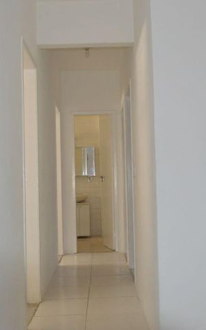 Apartamento à venda com 83m², 3 quartos e sem vagaCorredor