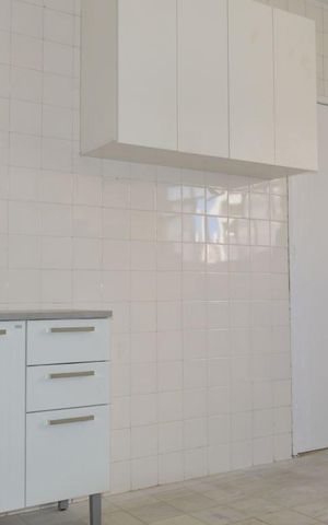 Apartamento à venda com 83m², 3 quartos e sem vagaCozinha