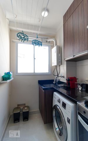 Apartamento à venda com 66m², 2 quartos e 1 vagaÁrea de Serviço