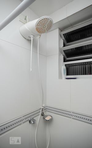 Apartamento à venda com 65m², 2 quartos e 1 vaga Apartamento à venda com 65m², 2 quartos e 1 vagaBanheiro
