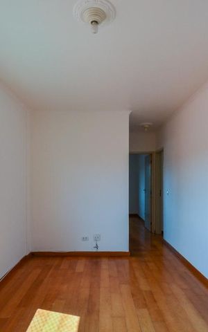 Apartamento à venda com 60m², 2 quartos e 1 vaga Apartamento à venda com 60m², 2 quartos e 1 vagaSala