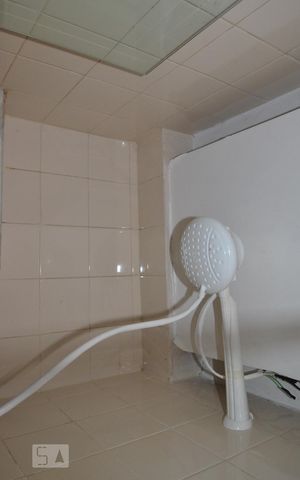 Apartamento à venda com 51m², 2 quartos e 1 vagaBanheiro- chuveiro
