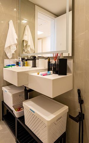 Apartamento à venda com 260m², 3 quartos e 3 vagas Apartamento à venda com 260m², 3 quartos e 3 vagasBanheiro Social