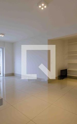 Apartamento à venda com 151m², 3 quartos e 2 vagas Apartamento à venda com 151m², 3 quartos e 2 vagasSala