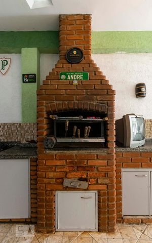 Casa à venda com 400m², 3 quartos e 4 vagasFundos - Espaço gourmet com churrasqueira