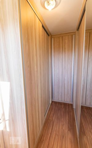 Casa à venda com 400m², 3 quartos e 4 vagas2o. Andar - Quarto 3 - Suíte/ Closet