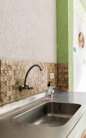 Casa à venda com 400m², 3 quartos e 4 vagasFundos - Espaço gourmet com churrasqueira