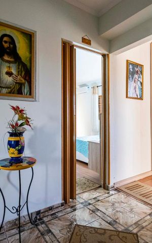 Casa à venda com 400m², 3 quartos e 4 vagas2o. Andar - Hall