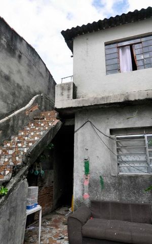 Casa à venda com 132m², 2 quartos e 1 vagaEntrada do Sobrado 