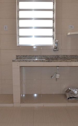 Casa de condomínio à venda com 68m², 2 quartos e 2 vagasCozinha