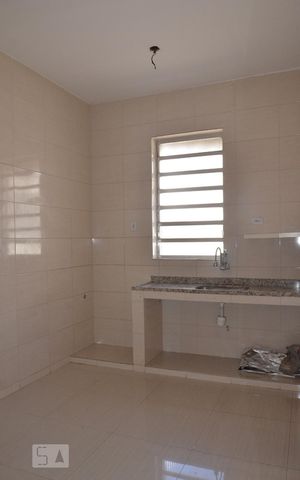 Casa de condomínio à venda com 68m², 2 quartos e 2 vagasCozinha