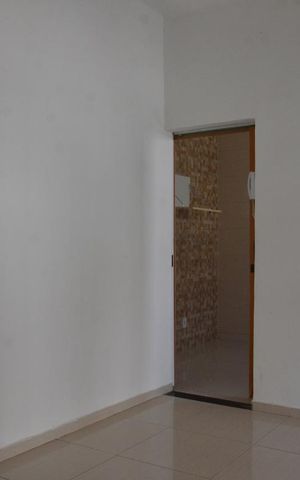Casa de condomínio à venda com 68m², 2 quartos e 2 vagasSala