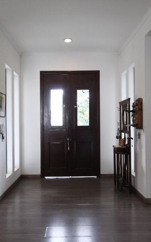 Casa para alugar com 600m², 4 quartos e 8 vagasSala